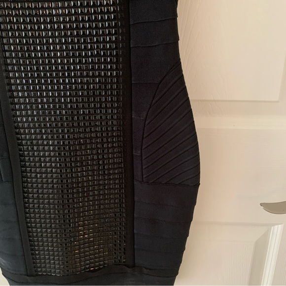 The perfect little black dress - Picture 3 of 8